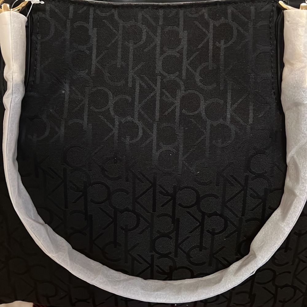 Calvin Klein black logo tote - Picture 6 of 11